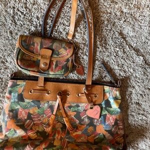 Dooney and bourke set tote wristlet or wallet set